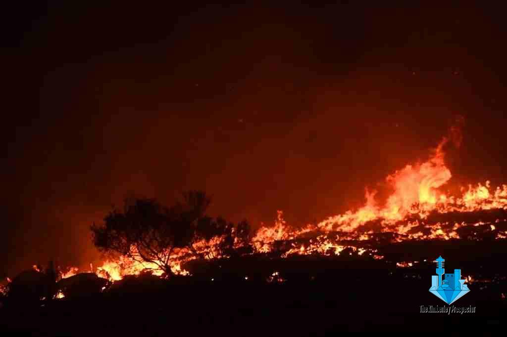 Franschhoek: Brandbestryders werk deurnag