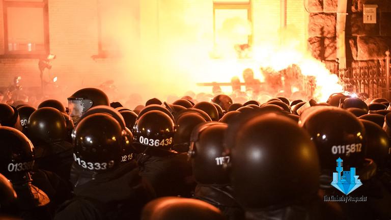 Violence in Kiev sees 27 cops injured as protesters come out against court decision to lock up far-right nationalist Sternenko