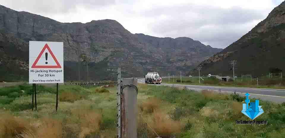 Robbers disguised as grape vendors target motorists in De Doorns