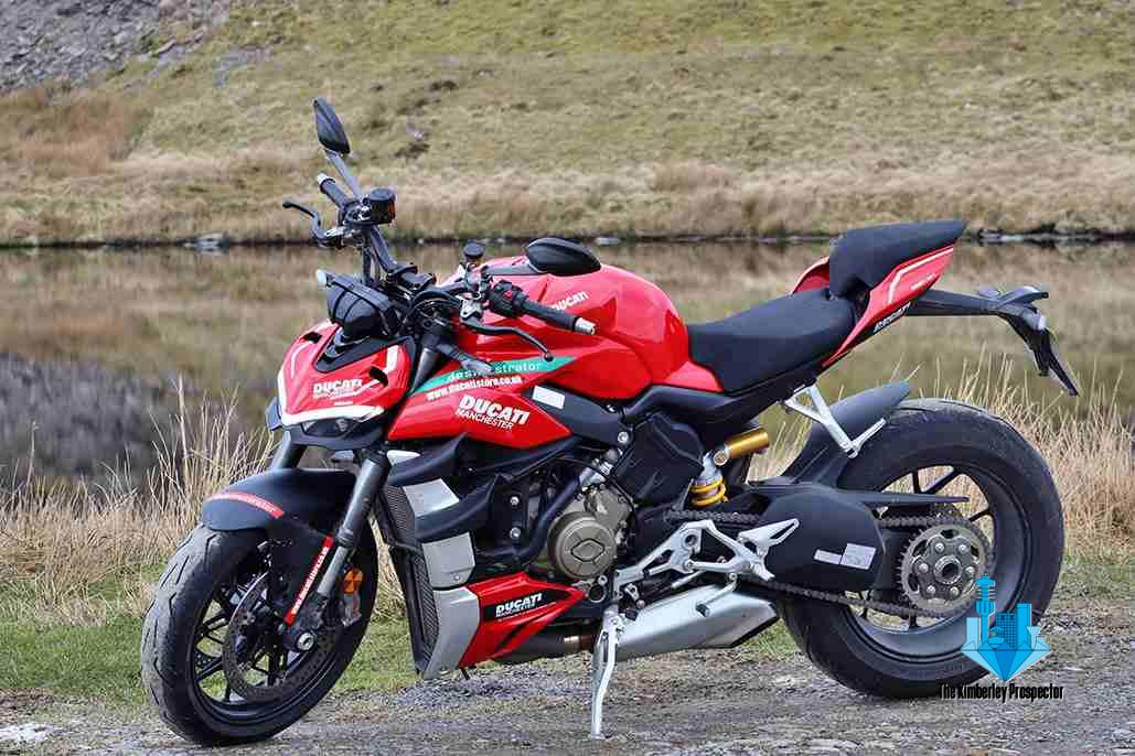 Take a look at the Ducati Streetfighter V4 Take a look at the Ducati Streetfighter V4