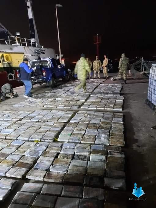 10 arrested for cocaine worth R583m in massive Saldanha coast bust 10 arrested for cocaine worth R583m in massive Saldanha coast bust