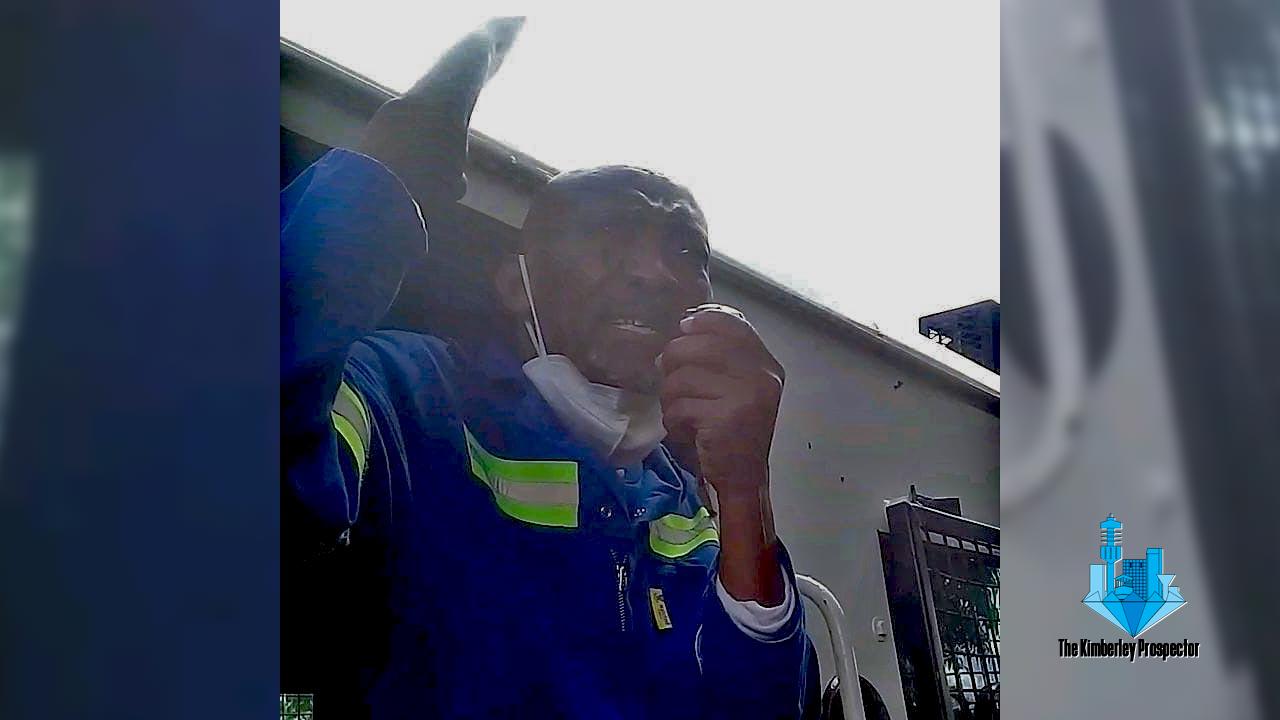 WATCH: Kimberley mayor address angry residents