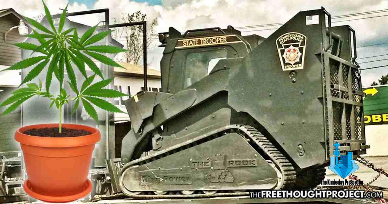 Cop crush harmless hippy to death with bulldozer for growing dagga — US taxpayers held liable Cop crush harmless hippy to death with bulldozer for growing dagga — US taxpayers held liable